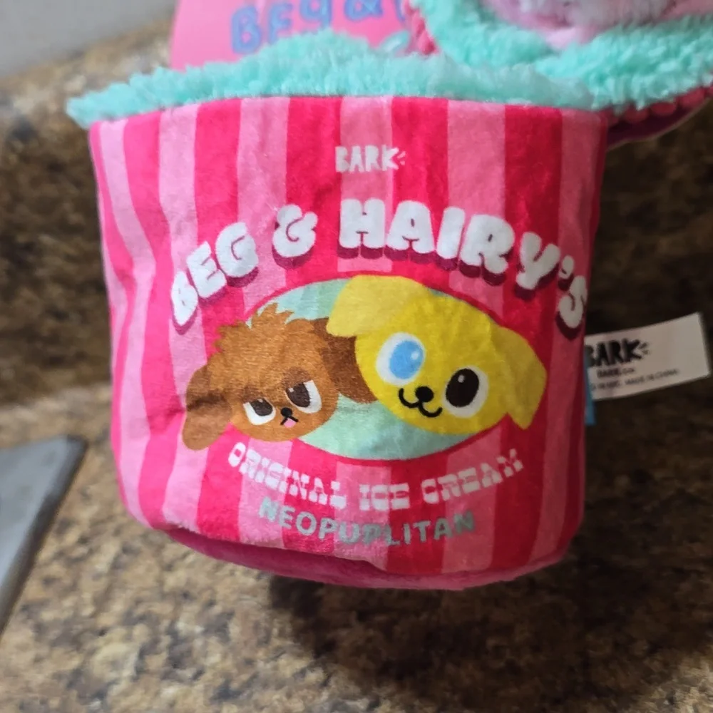 Bark‎ Beg & Hairy's Pink and Teal Ice Cream Toy NWT Size Small 0-20 Pounds